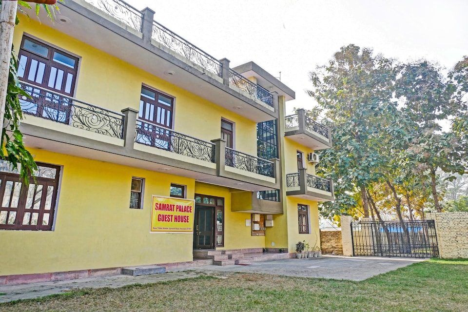 OYO 86320 Samrat Palace Guest House, Sarnath Varanasi, Varanasi