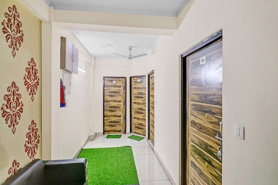 Hotel O Shankar Hotel Ghaziabad Railway Station, Ghaziabad City, Ghaziabad