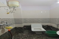 OYO Home Leisure Hostel