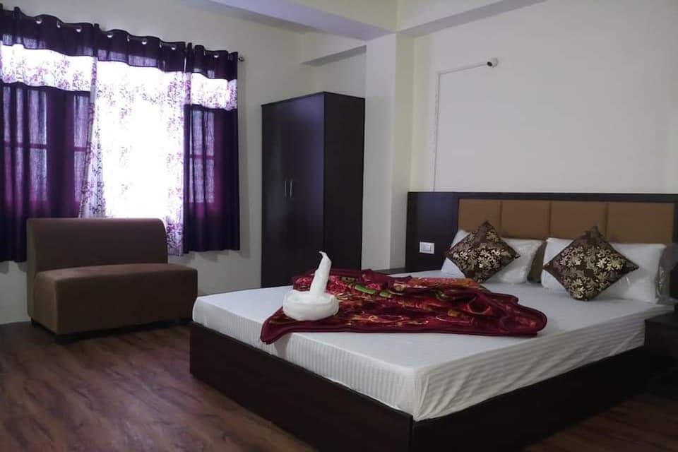 Capital O 86359 Nirvana Residency, MG Marg Gangtok, Gangtok