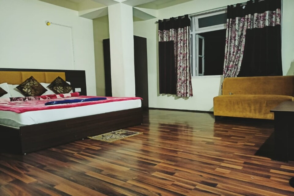 Capital O 86359 Nirvana Residency, MG Marg Gangtok, Gangtok