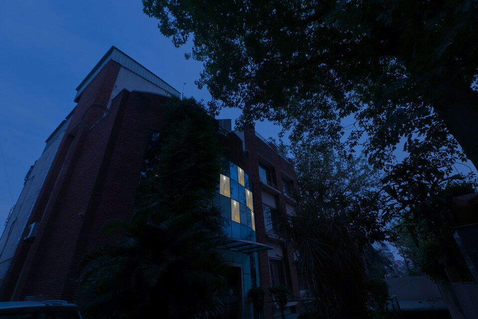 OYO Townhouse 842 Hans Plaza Near Leisure Valley Park, Old Gurgaon, Gurgaon