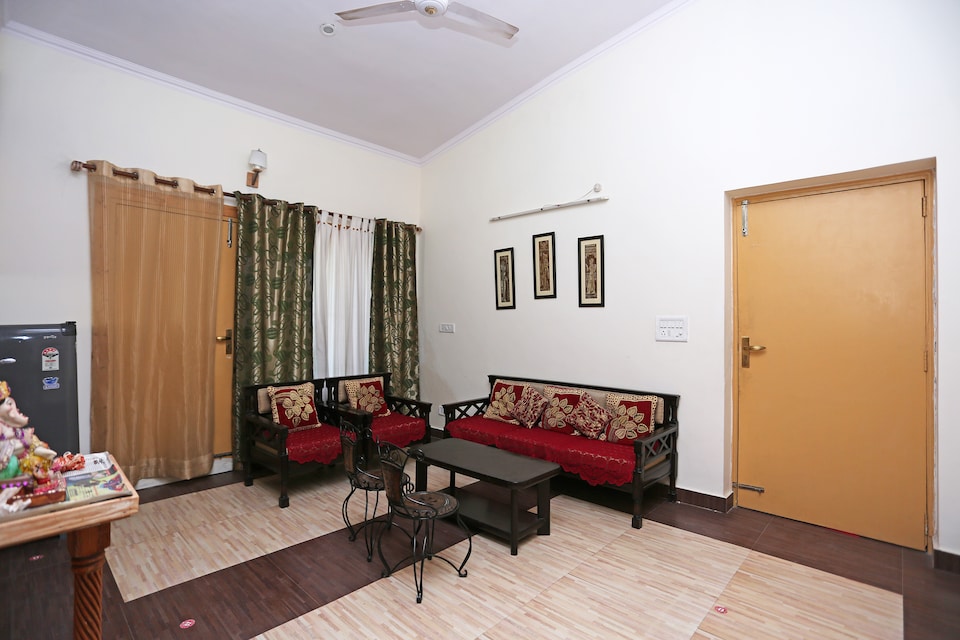 OYO Home 10817 Hill View 2BHK, Bhowali Nainital, Nainital
