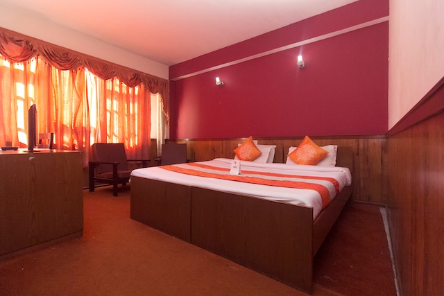 OYO Vanjula Residency