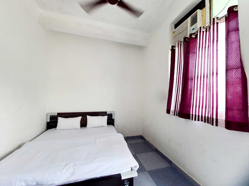 OYO 86422 The Moonlight Hotel, Bulandshahr, Bulandshahr