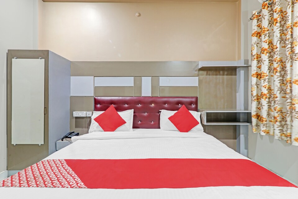 Live on LCK2327, Gomti Nagar Lucknow, Lucknow