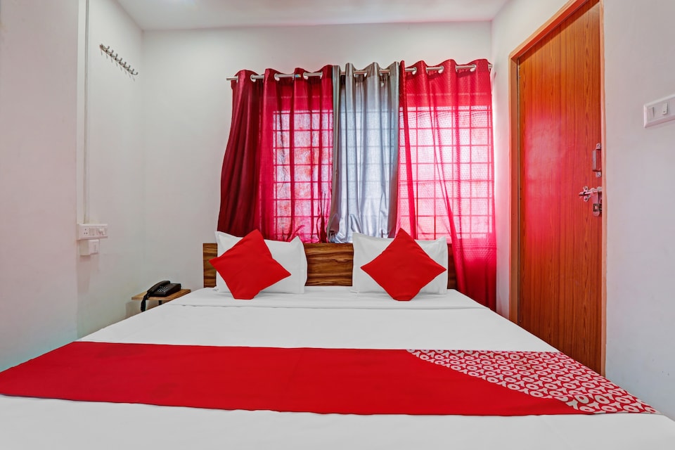 OYO 86455 Shree Hari Inn, Gorakhnath Gorakhpur, गोरखपुर