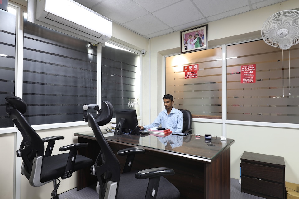 OYO Hotel Mirras Near Shilparamam, Kondapur, Hyderabad