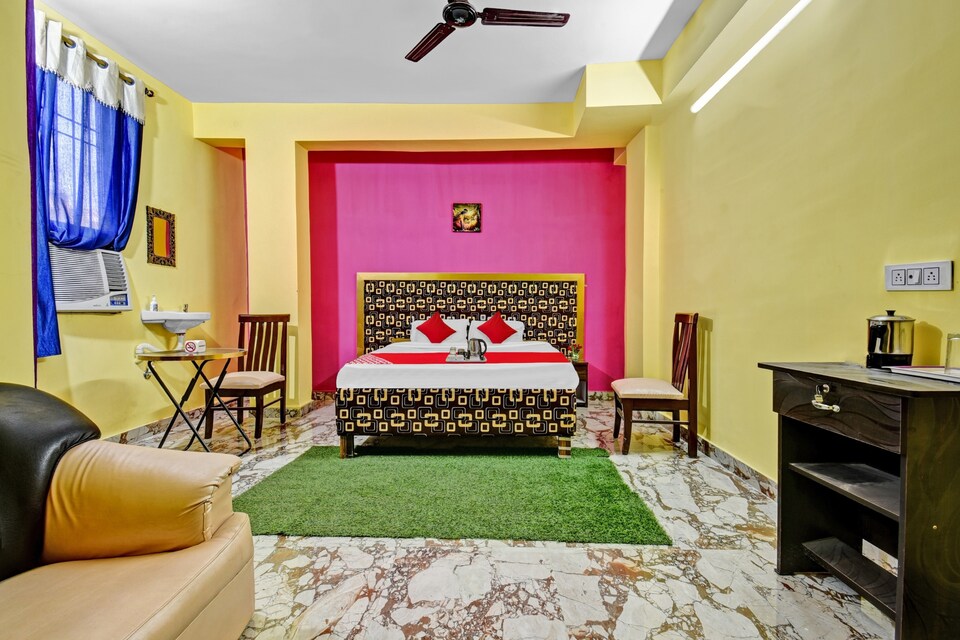 LIVE as PAT1172, Bailey Road, Patna