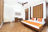 OYO Home 10985 Hill View 1BHK Near Barog Station 