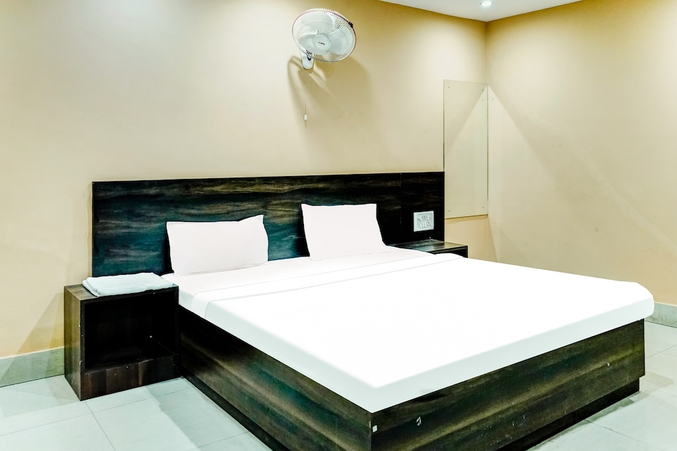 OYO Hotel Crystal, Sakchi Jamshedpur, Jamshedpur