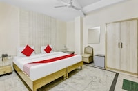 Hotel O Crown Continental 