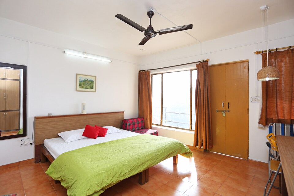 OYO 10312 Home Spacious Studio Bhowali, Bhowali Nainital, Nainital