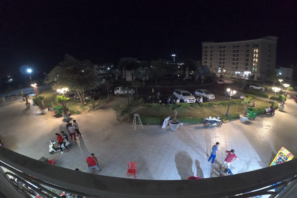 Live on VRN264, Prem Mandir Vrindavan, Vrindavan