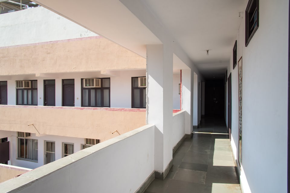 OYO 10323 Hotel Gorbandh, Gulab Bagh, Udaipur