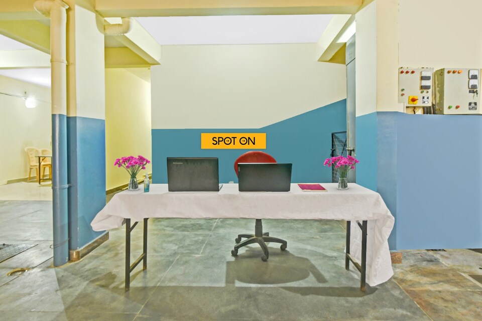 SPOT ON Shruthi Home Near Ascendas Park Square Mall, Whitefield Bangalore, Bangalore