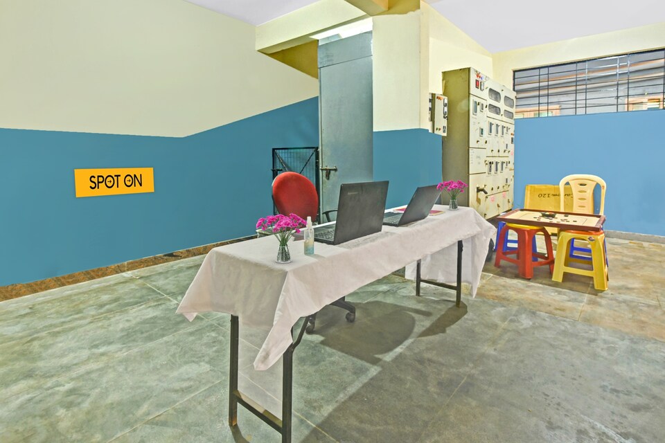 SPOT ON Shruthi Home Near Ascendas Park Square Mall, Whitefield Bangalore, Bangalore