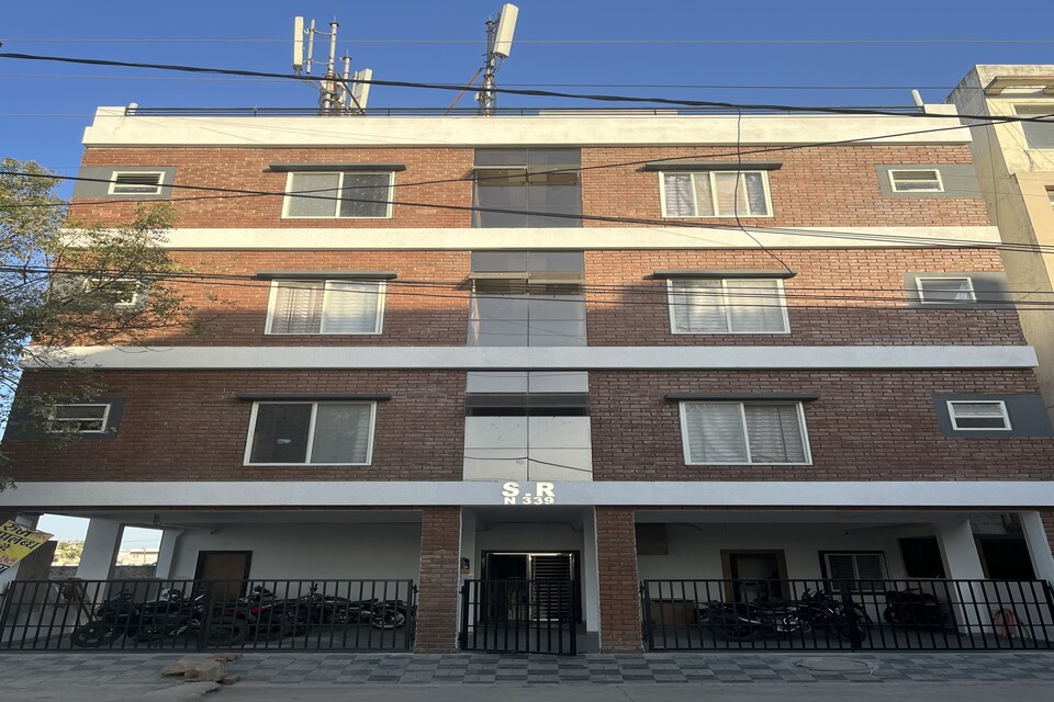 OYO SR Hotel, Rajender Nagar, Indore