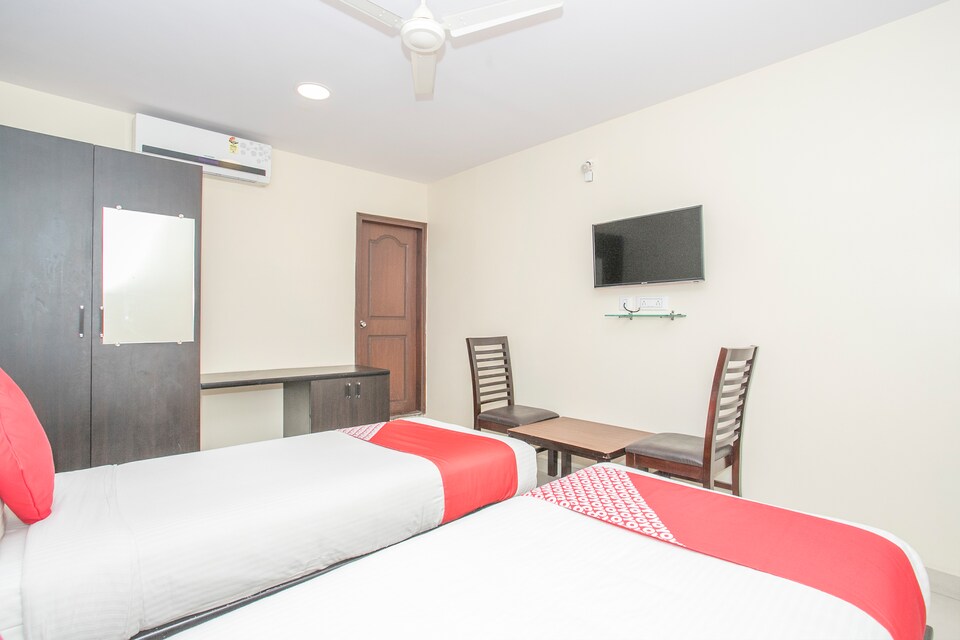 Live on BLR1030, Bannergatta Road Bangalore, Bangalore