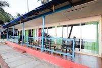 OYO Tahira Beach Resort