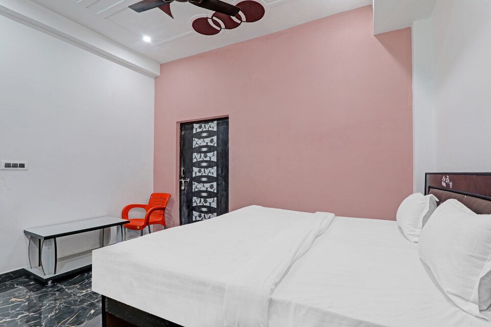 OYO Hotel Hanumant Palace, Airport Lucknow, Lucknow