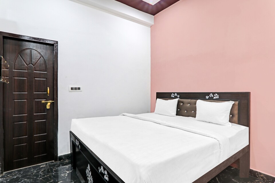 OYO Hotel Hanumant Palace, Airport Lucknow, Lucknow