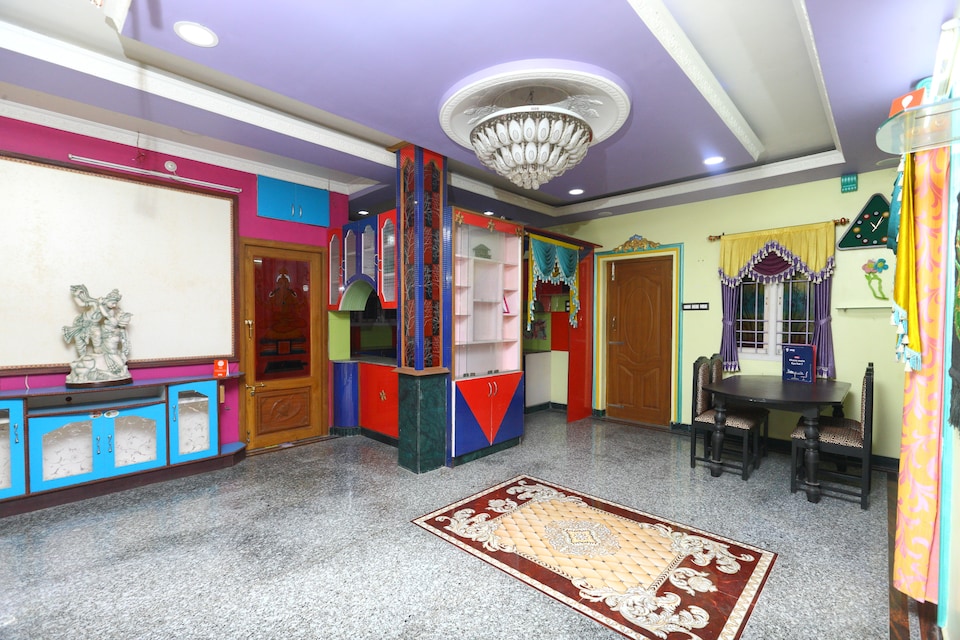 OYO 10498 Classic 3BHK, Pondicherry City Centre, Pondicherry