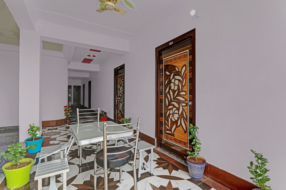 Hotel O RK Grand, Vikas Nagar Lucknow, Lucknow