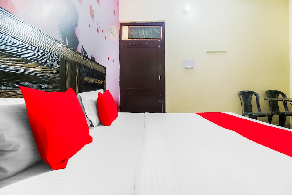 OYO Hotel Sunpark, Ambala Cantt, Ambala