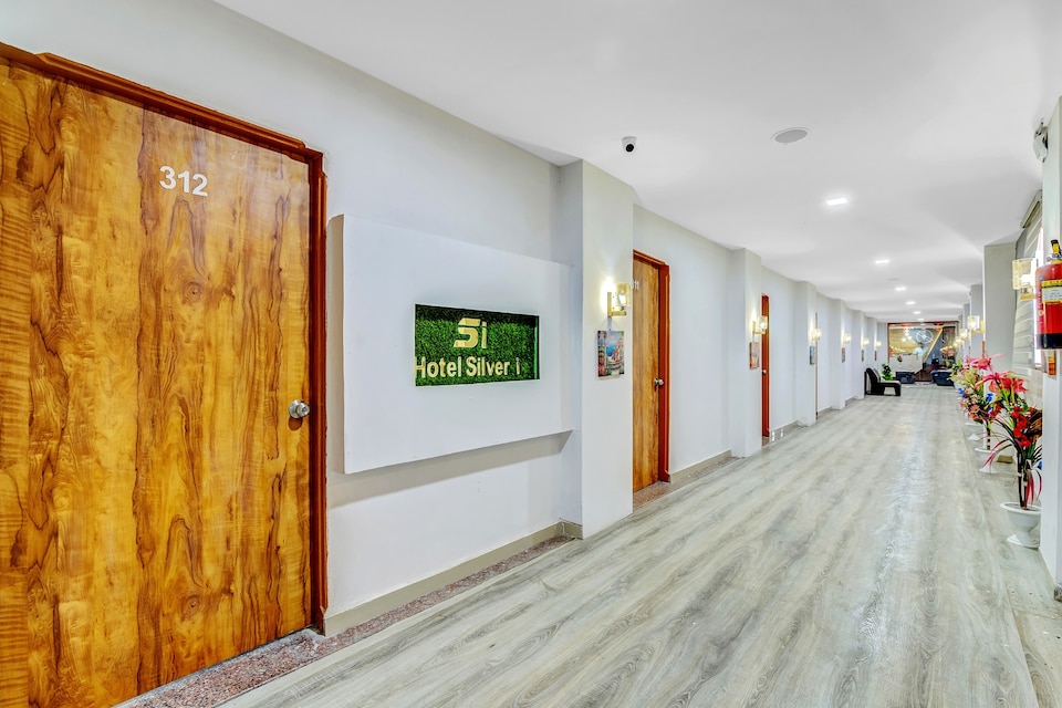 HOTEL O SILVER I, Textile Market Surat, Surat