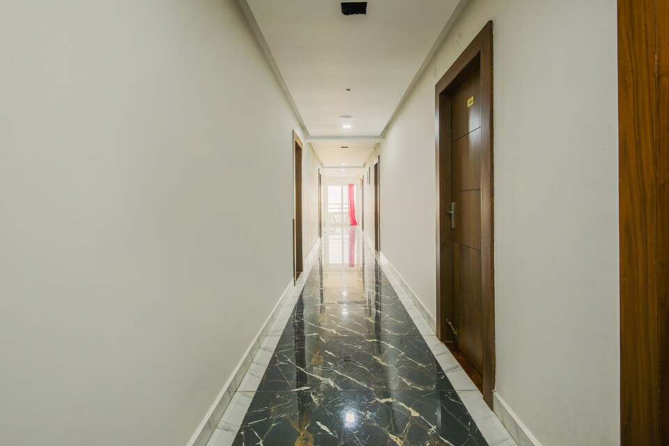 Townhouse 872 Hotel Spring Hill, Tiruchanur Road Tirupati, Tirupati