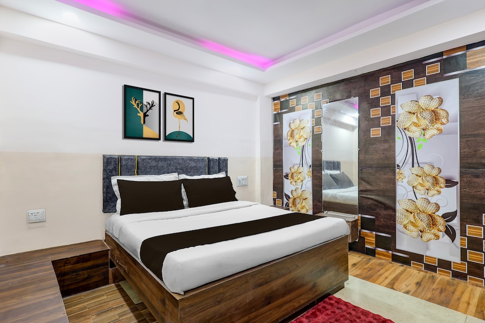 Hotel O by OYO 7 Seas, Jabalpur, Jabalpur