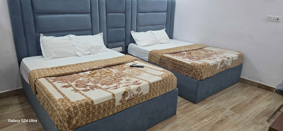 Hotel O Krishna Palace, Jhusi, Prayagraj