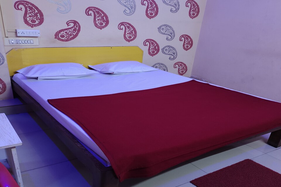 POP 86731 Shilpa Delux Lodge, Davangere, Davangere