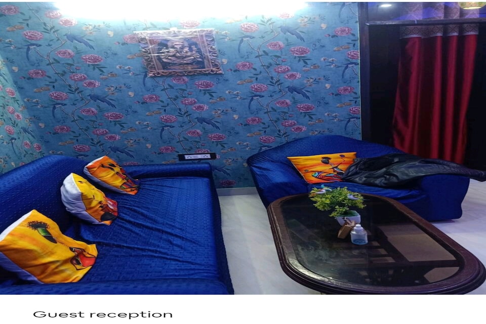 OYO HOME 86757 Krishna Vatika, Greater Noida, Noida