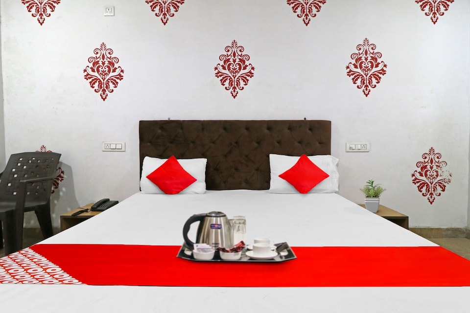  Hotel O Fox Guest House, Greater Noida, Noida