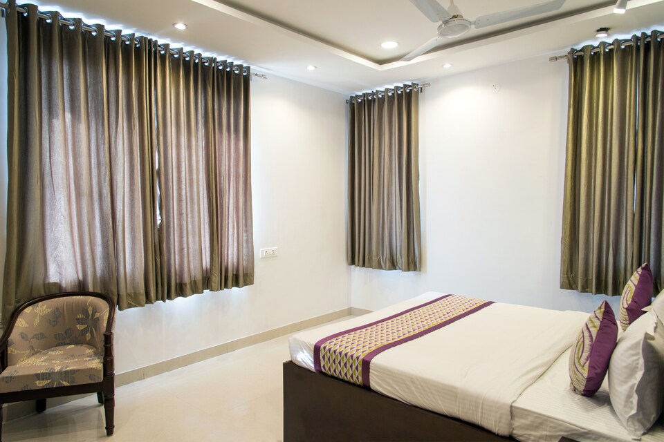 Capital O 10147 Hotel Icon, Udaipur Central, Udaipur