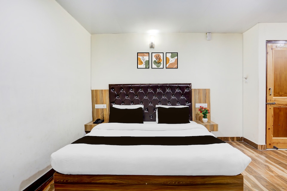 Collection O Model Town Mall Road Formerly Whistling Winds, Mall Road Manali, Manali