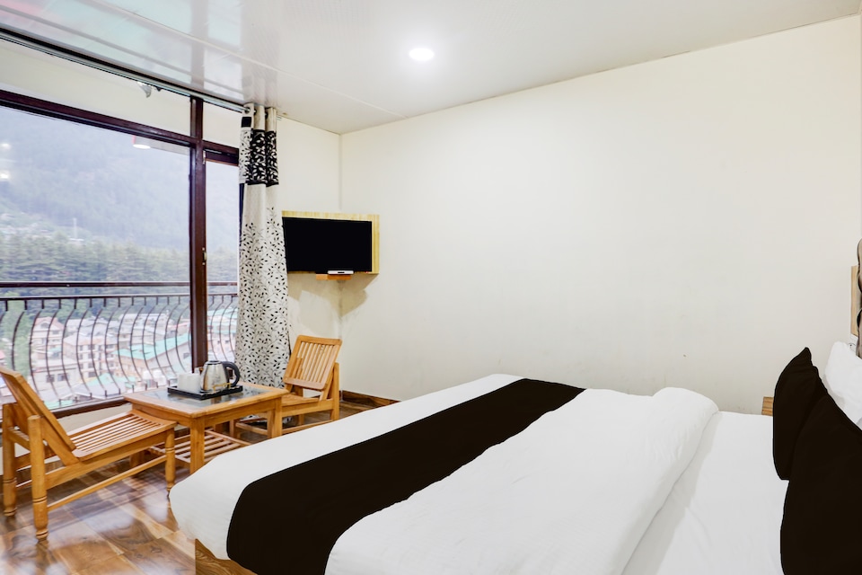 Collection O Model Town Mall Road Formerly Whistling Winds, Mall Road Manali, Manali