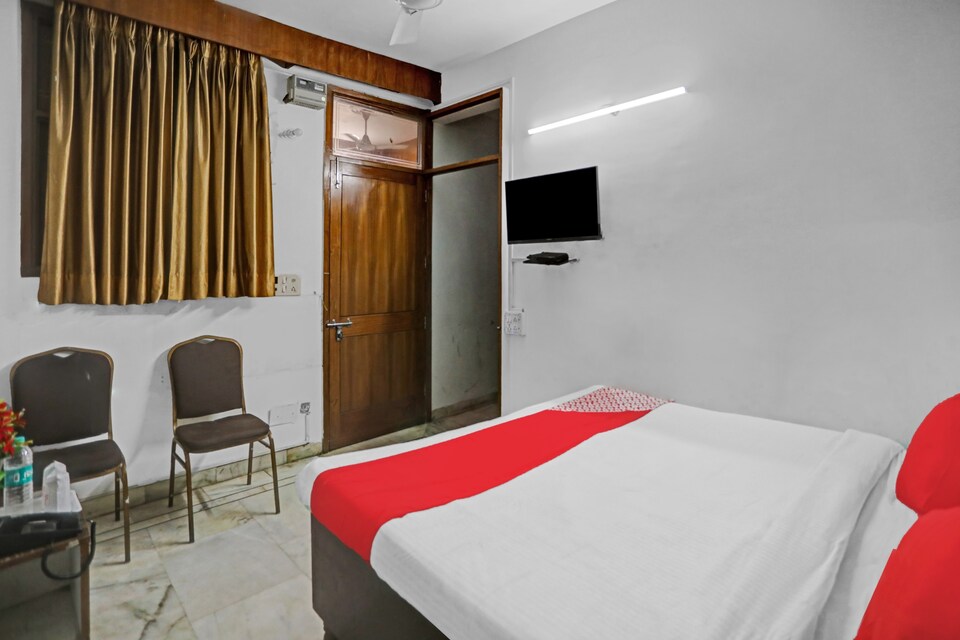OYO Hotel Nizamuddin Inn Near India Gate, Nizamuddin Delhi, Delhi