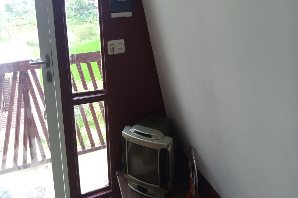 EXPRESS O 90933 Kavling Pesona Paris Van Java, Bandung, Bandung