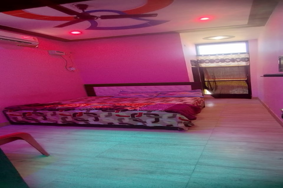 OYO Rohit Sorout, Hodal, Hodal