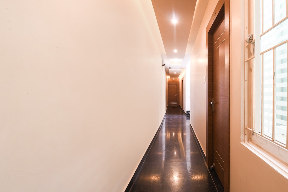 Super Collection O Paschim Dwar Near Jagannath Temple Formerly Hotel Subhadarshan, Swargdwar Puri, Puri