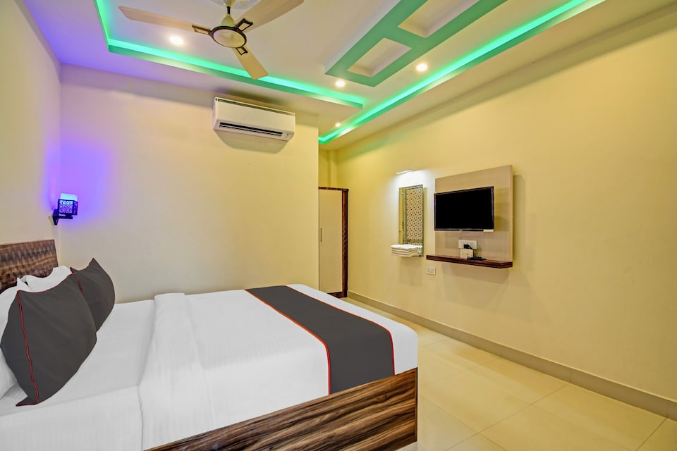 Capital O 86875 Sea Queen Beach Resort, Mandarmoni, Mandarmoni