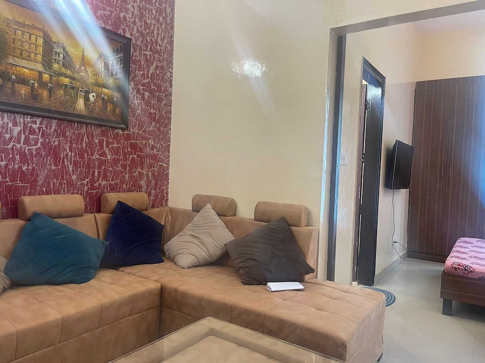 OYO Home Khari's Niwas, Greater Noida, Noida