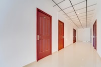 Super Hotel O Vazhakkala