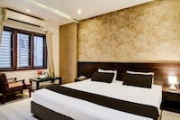 Townhouse OAK Guwahati Railway Station Formerly Niharika Guest House