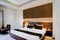 Townhouse OAK Guwahati Railway Station Formerly Niharika Guest House