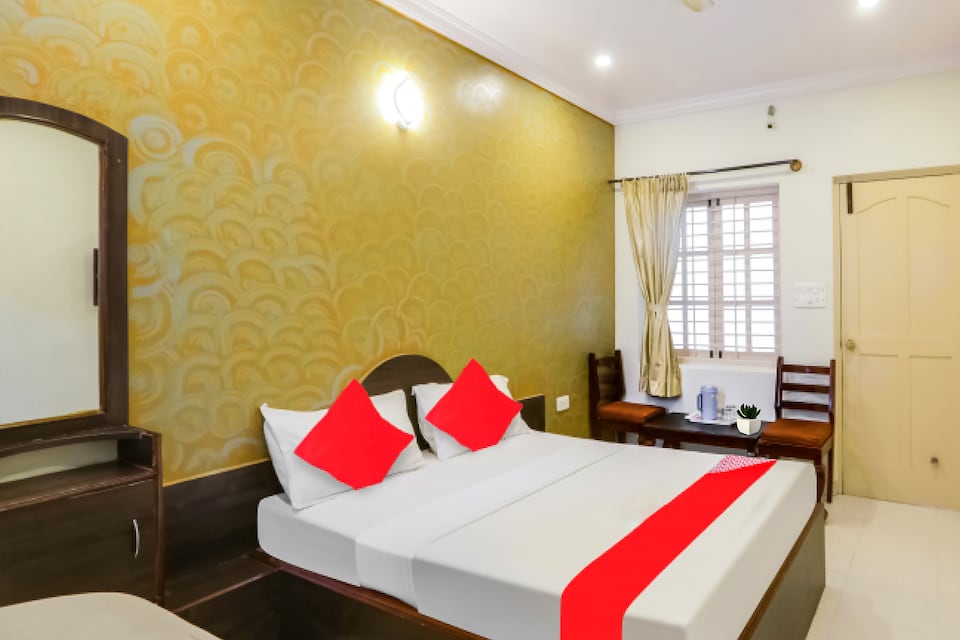 OYO 86939 Hotel Jayanag, Mysore City Center, Mysore