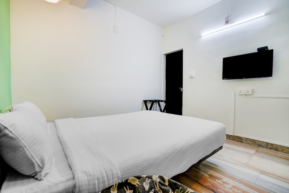 OYO 86942 Solo Retreat , Vytilla Kochi, Kochi